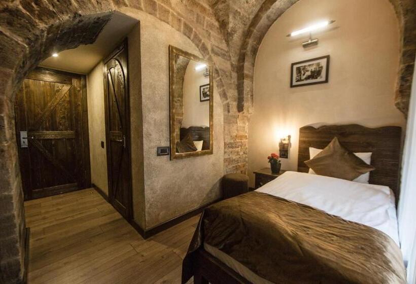 اتاق استاندارد یک نفره, Passage Boutique