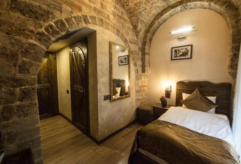 اتاق استاندارد یک نفره, Passage Boutique