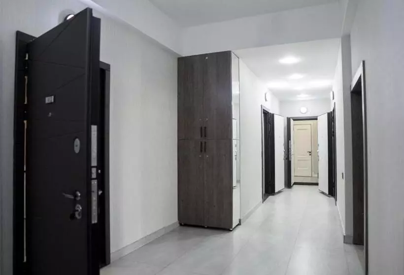 آپارتمان 1 خوابه, Passage Boutique