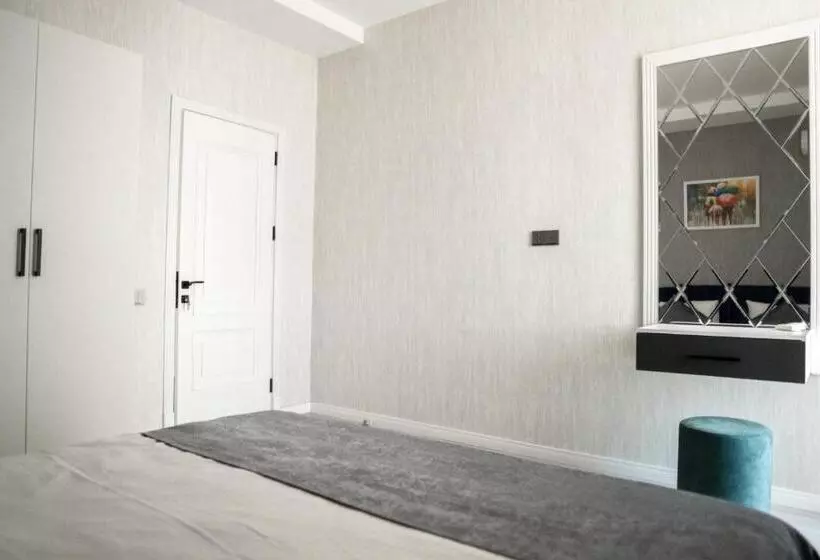 آپارتمان 1 خوابه, Passage Boutique