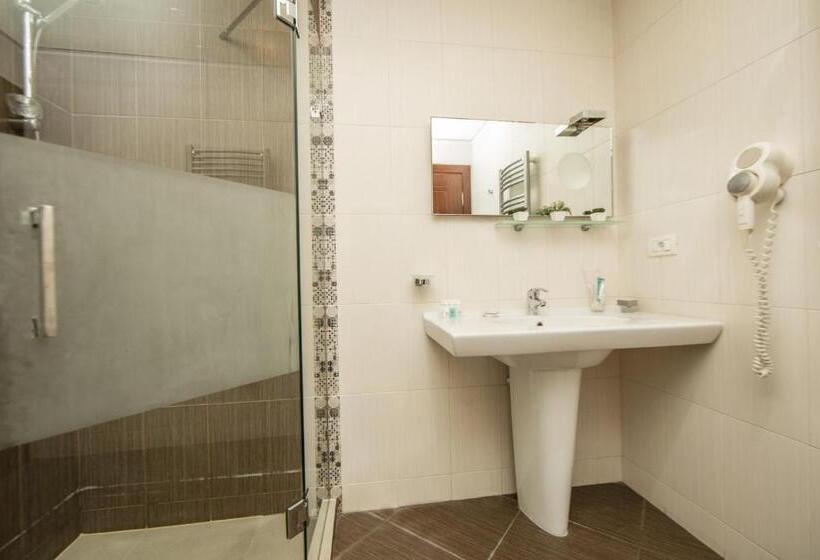 اتاق لوکس, Passage Boutique