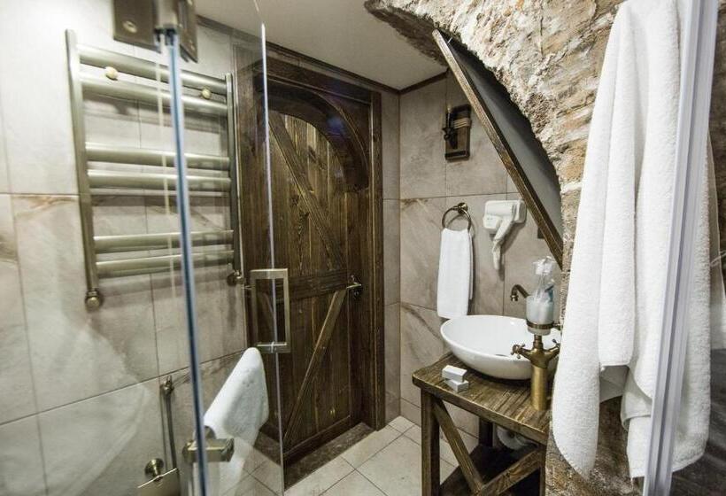 اتاق استاندارد یک نفره, Passage Boutique