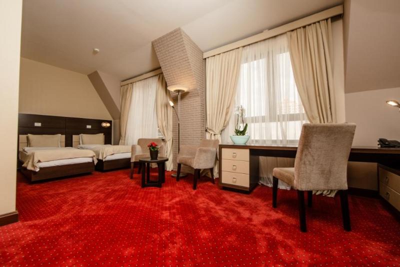 اتاق لوکس, Passage Boutique