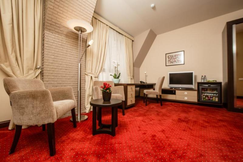 اتاق لوکس, Passage Boutique