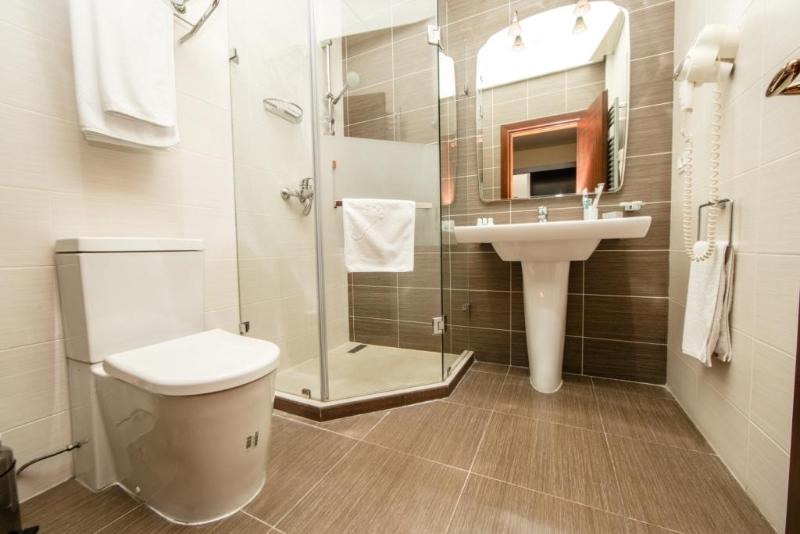 اتاق لوکس, Passage Boutique