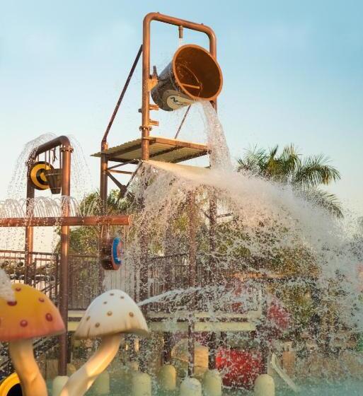 اتاق لوکس سه تخته, Riviera Park Hotel By Wam Experience