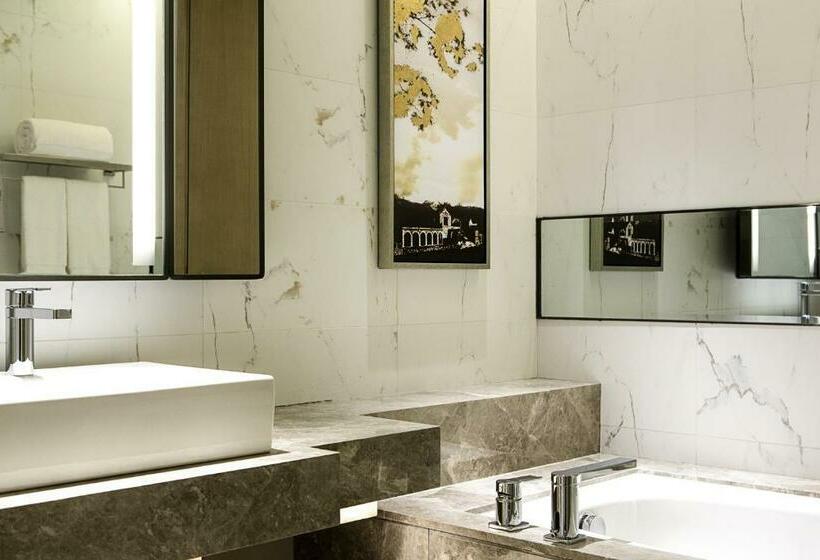 Номер Deluxe Кровать Кинг, Pullman Taiyuan