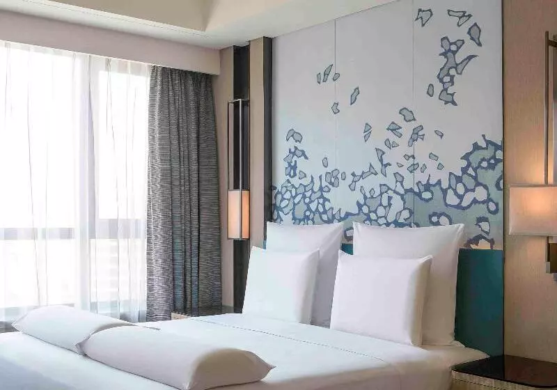 キングサイズベッドのデラックスルーム, Pullman Taiyuan