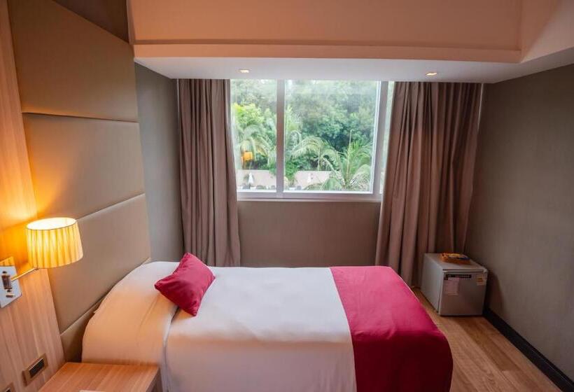 اتاق استاندارد, Savoy Hotel Encarnación