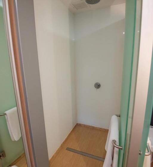 اتاق سوپریور, Savoy Hotel Encarnación