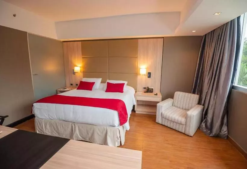 سوییت, Savoy Hotel Encarnación