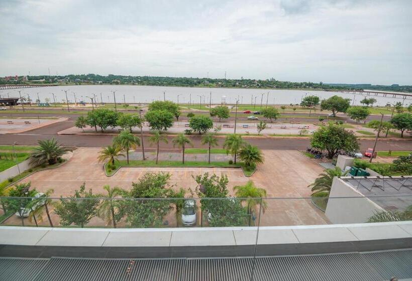 سوییت لوکس, Savoy Hotel Encarnación