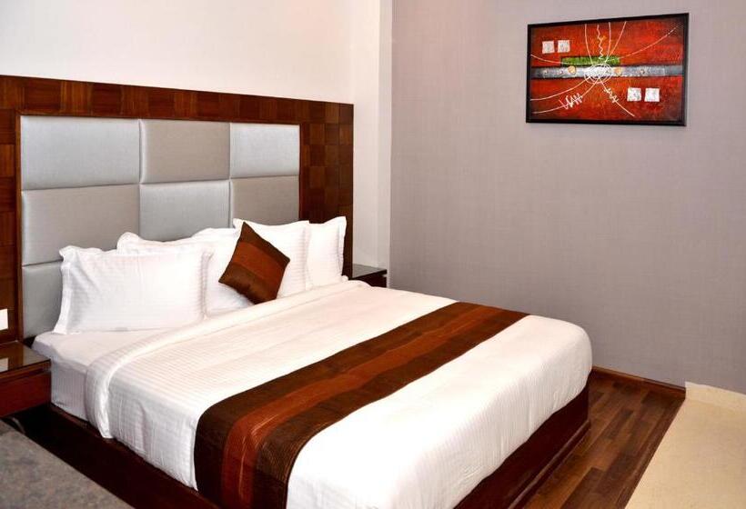 اتاق اجرایی, Sawera Grand