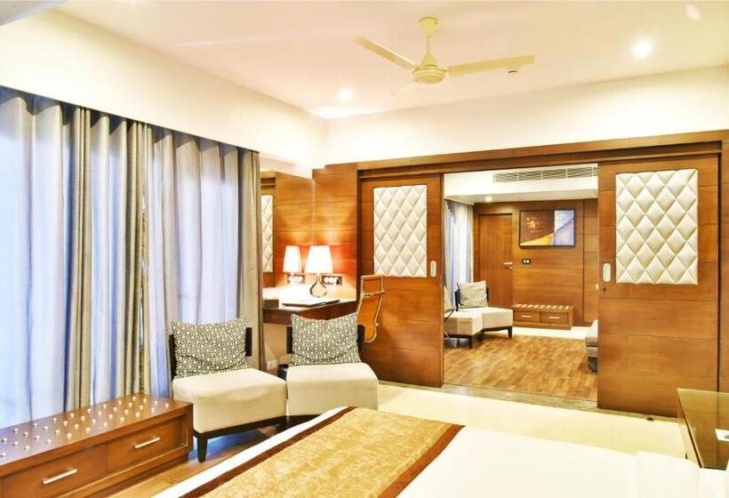 سوییت, Sawera Grand