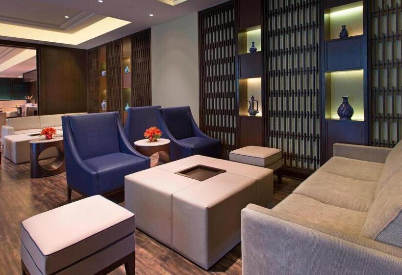 Club Room King Bed, Sheraton Hyderabad