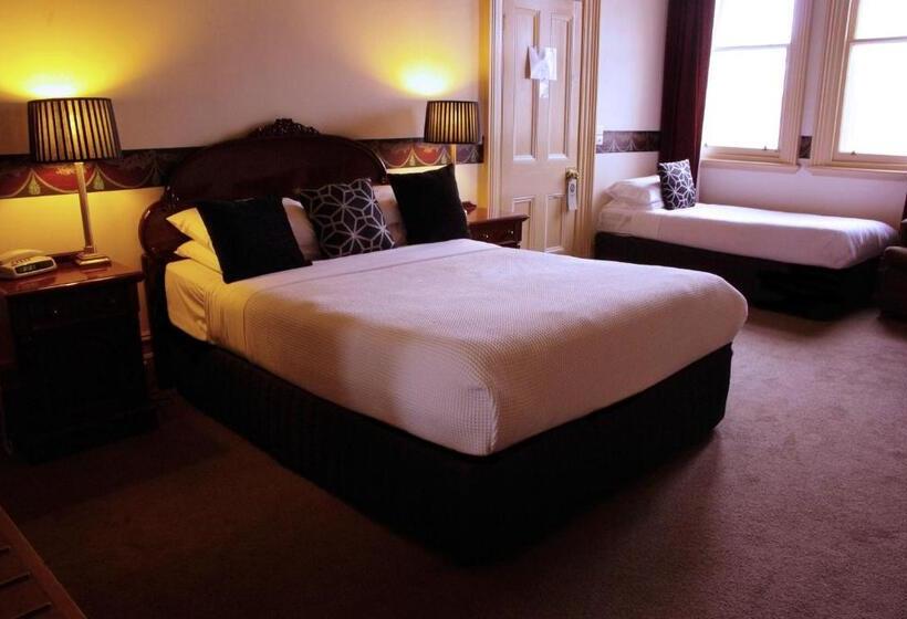 高级大房间, The Hotel Shamrock