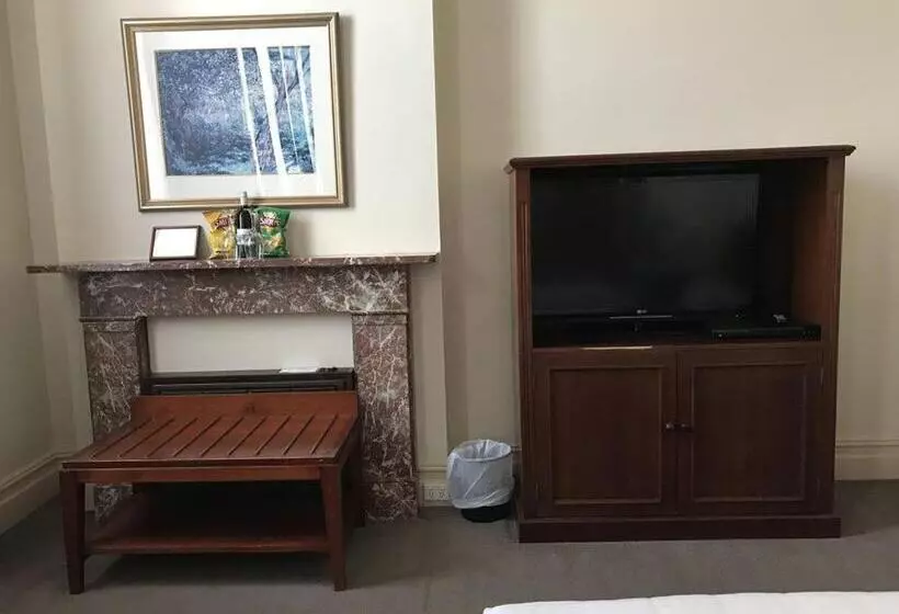 ファミリールーム, The Hotel Shamrock