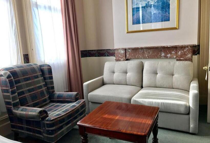 带大床的套房, The Hotel Shamrock
