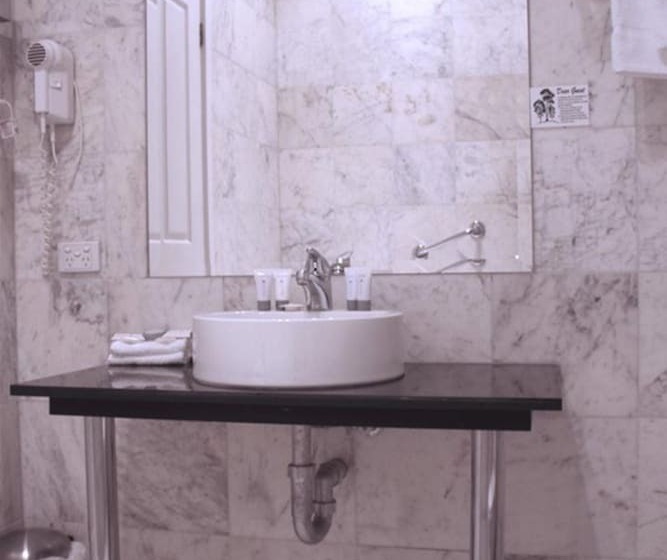 行政房间, The Hotel Shamrock