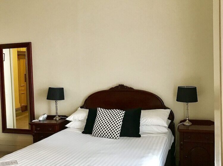 行政房间, The Hotel Shamrock