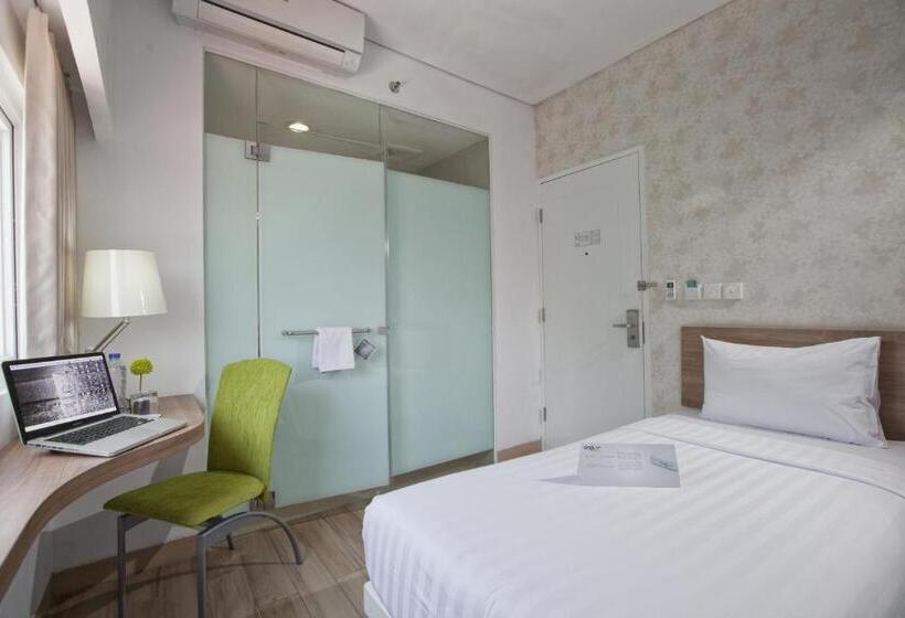StandaardKamer, Whiz Hotel Cikini Jakarta