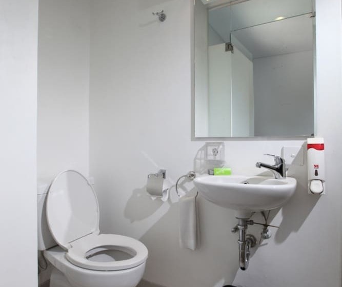 StandaardKamer, Whiz Hotel Cikini Jakarta