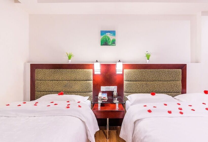 Номер Комфорт, Kaiserdom Hotel China Plaza