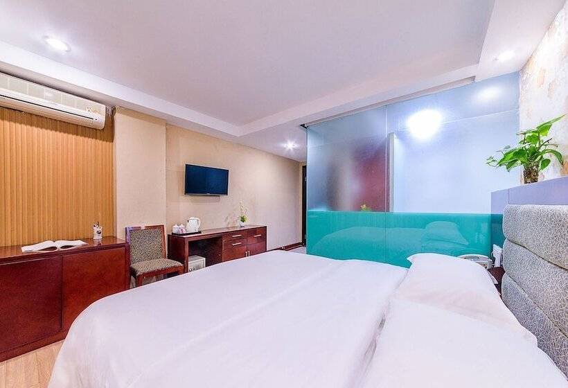 Номер бизнес-класса, Kaiserdom Hotel China Plaza