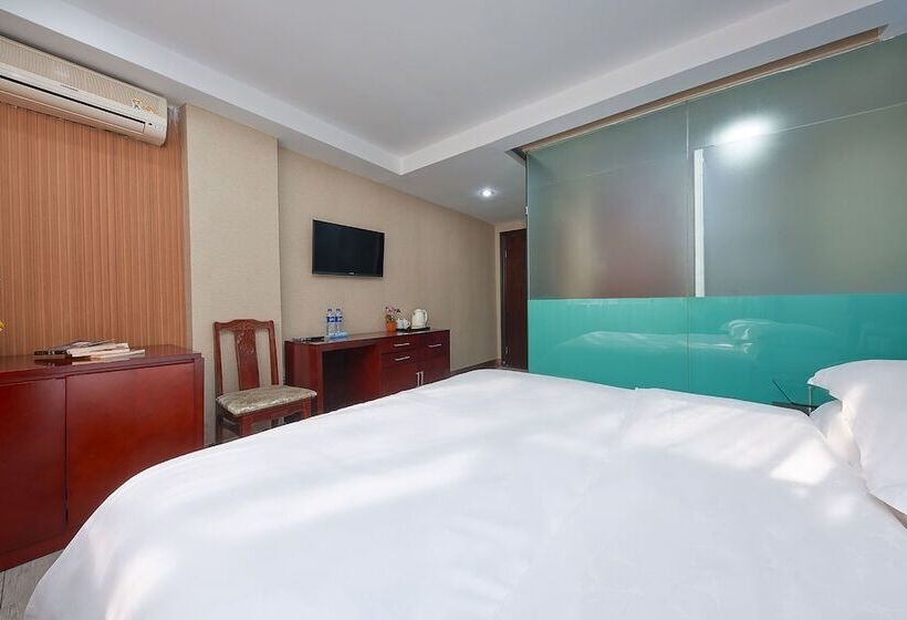 Номер бизнес-класса, Kaiserdom Hotel China Plaza