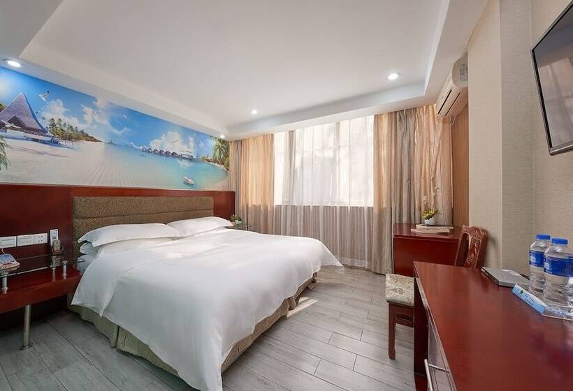 Номер бизнес-класса, Kaiserdom Hotel China Plaza