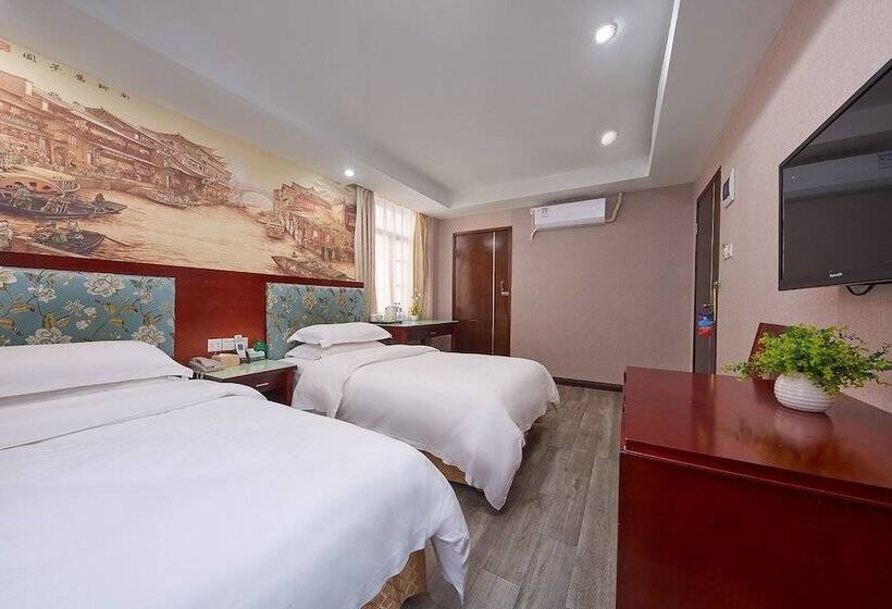 Номер Комфорт, Kaiserdom Hotel China Plaza