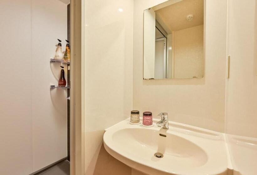 اتاق استاندارد چهار تخته, Nabeyahonkan Ryokan