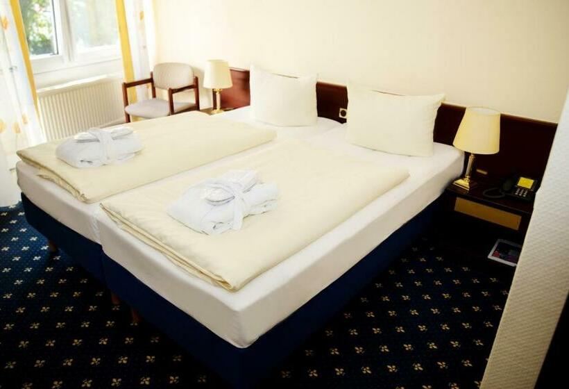 Номер Стандарт, Parkhotel Papenburg By Hackmann