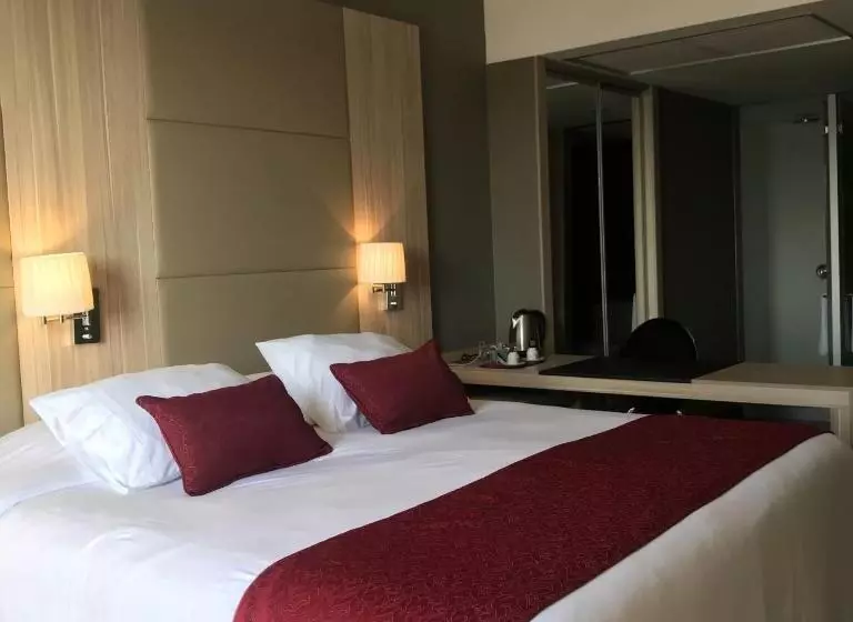 اتاق سوپریور, Savoy Hotel Encarnación