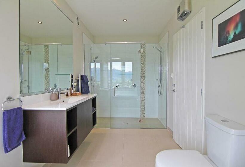 جناح ديلوكس سرير كينج, Amuri Estate Luxury Lodge