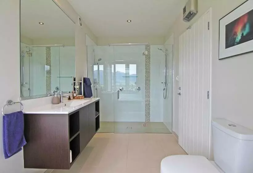 キングサイズベッドのデラックススイート, Amuri Estate Luxury Lodge