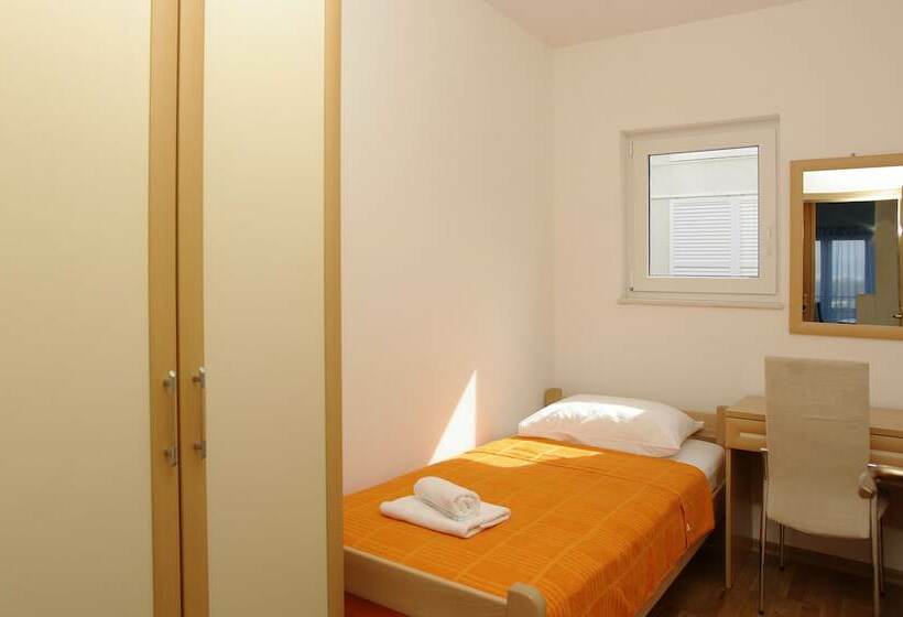 침실 2개 바다 전망 아파트, Aparthotel Marina Gromela
