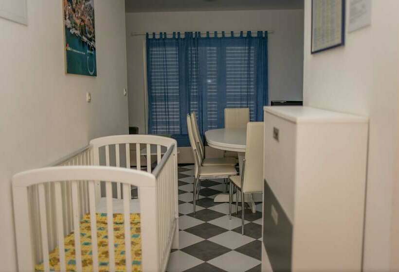 침실 2개 바다 전망 아파트, Aparthotel Marina Gromela