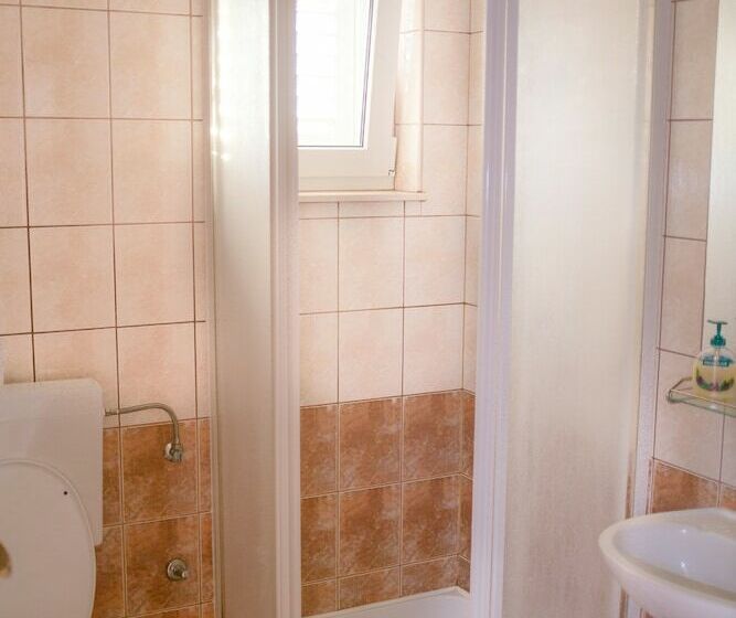 דירת 2 חדרים נוף לים, Aparthotel Marina Gromela