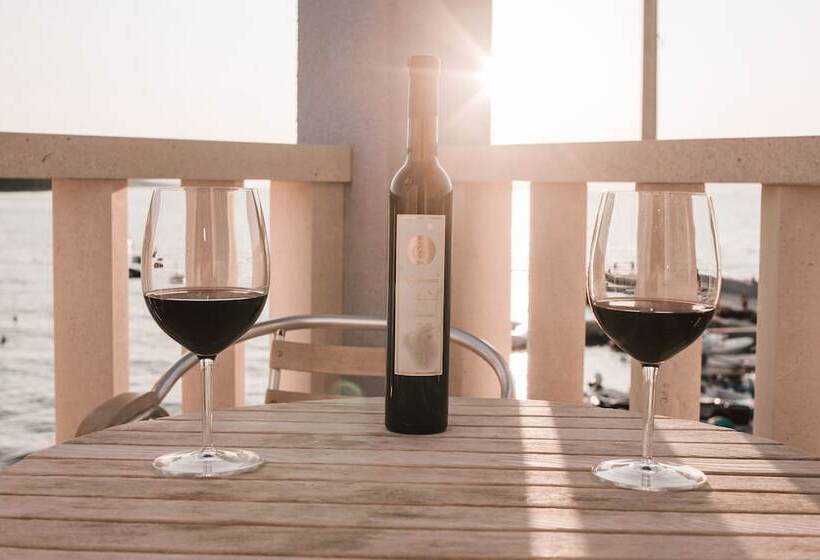 דירת 2 חדרים נוף לים, Aparthotel Marina Gromela