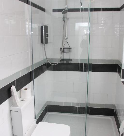 스위트, Cambridge House Room Only Accommodation For Adults