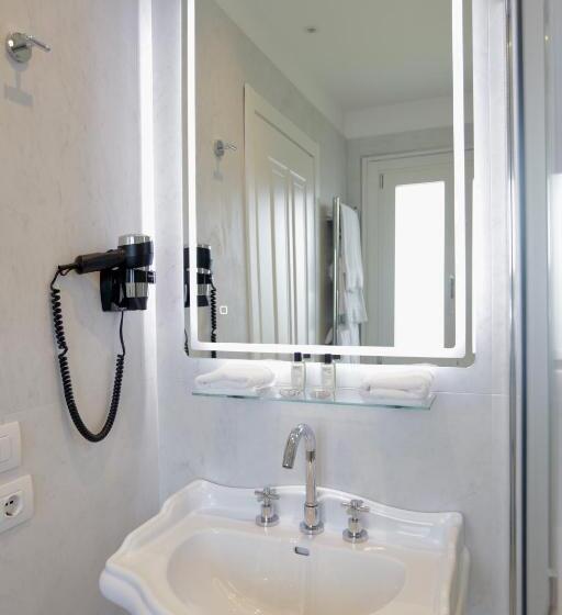 디럭스 룸, La Villetta Suite