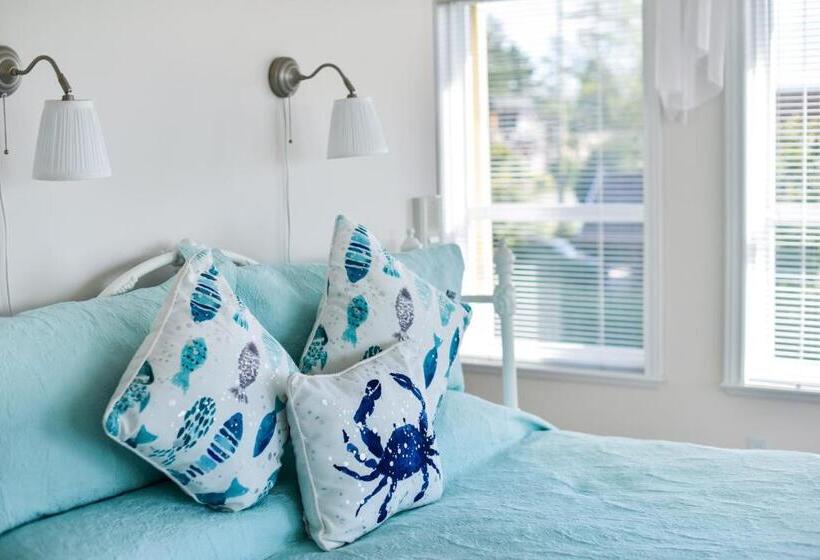 Standard Szoba King Size Bed, Star Of The Sea Guest House