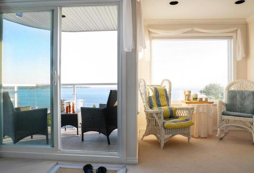 Standard Szoba King Size Bed, Star Of The Sea Guest House