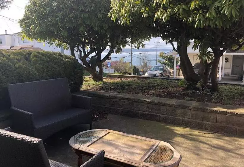 Perhestudio, Star Of The Sea Guest House