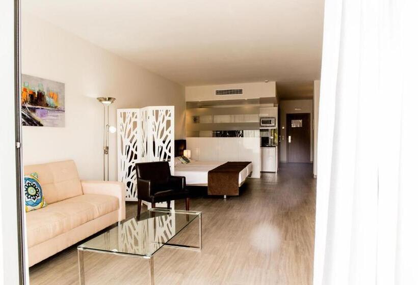 إستوديو قياسى مزودة بتراس, Bluesea Dimona Suites