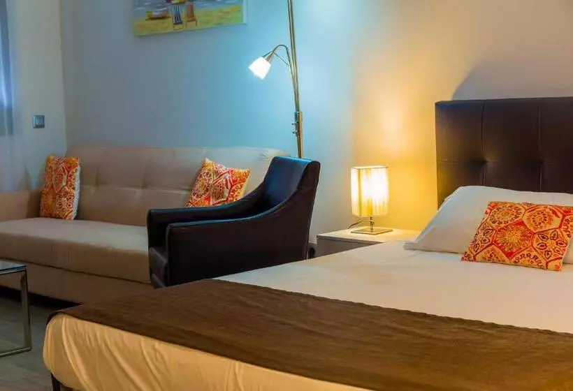 スタンダードスタジオ, Bluesea Dimona Suites