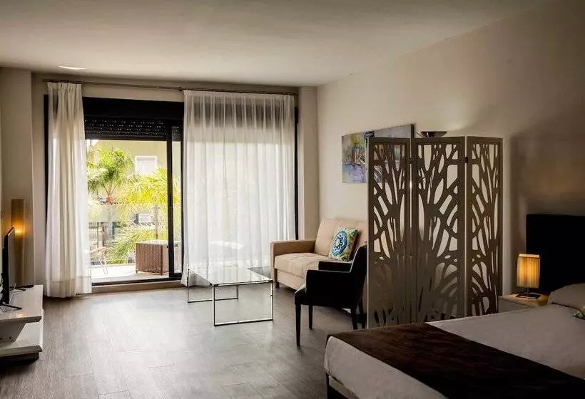 テラス付きスタンダードワンルーム, Bluesea Dimona Suites