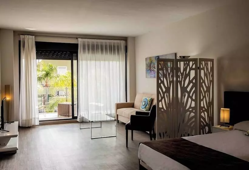テラス付きスタンダードワンルーム, Bluesea Dimona Suites