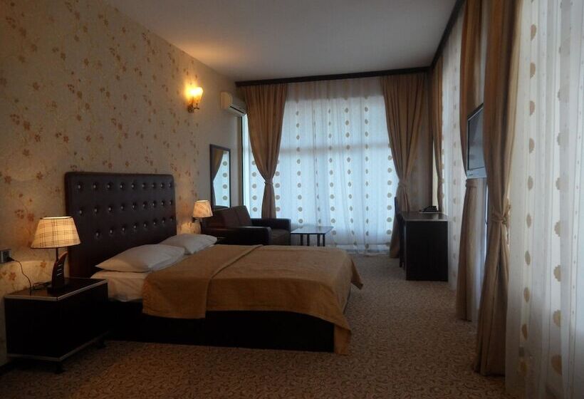 اتاق استاندارد, Avand